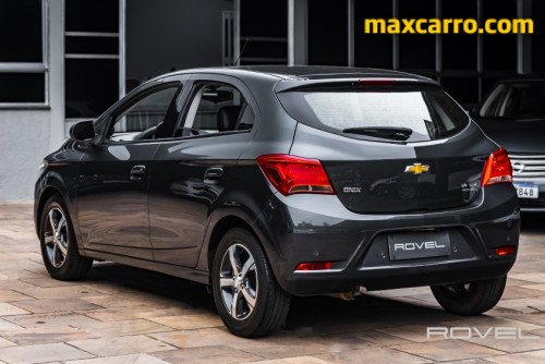 Foto do veículo GM - Chevrolet ONIX HATCH LTZ 1.4 8V FlexPower 5p Mec. 2019/2018 ID: 90131