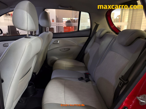 Foto do veículo kia PICANTO EX3 1.0 MANUAL 2011/2010 ID: 90171