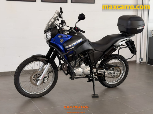 Foto do veículo YAMAHA XTZ 250 TENERE/TENERE BLUEFLEX 2018/2017 ID: 90175