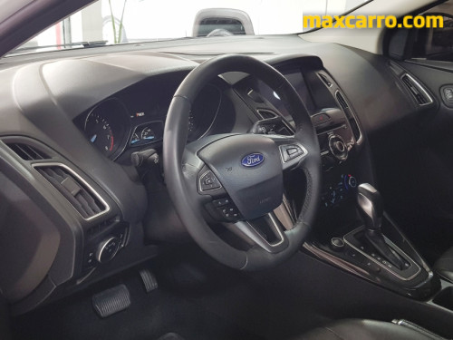Foto do veículo Ford Focus Fastback TIT./T.PLUS 2.0 Flex Aut. 2018/2017 ID: 90182
