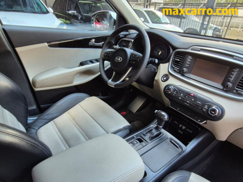 Foto do veículo Kia Motors Sorento 3.3 V6 24V 270cv 4x2 Aut. 2016/2015 ID: 90189